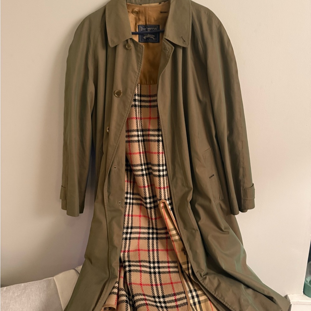 Authentic Burberry Olive Trench Coat